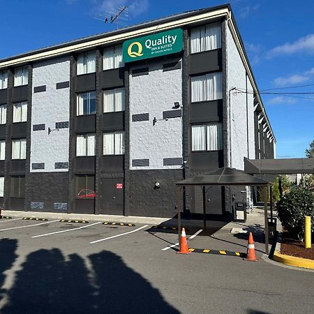 Quality Inn & Suites Евърет Екстериор снимка