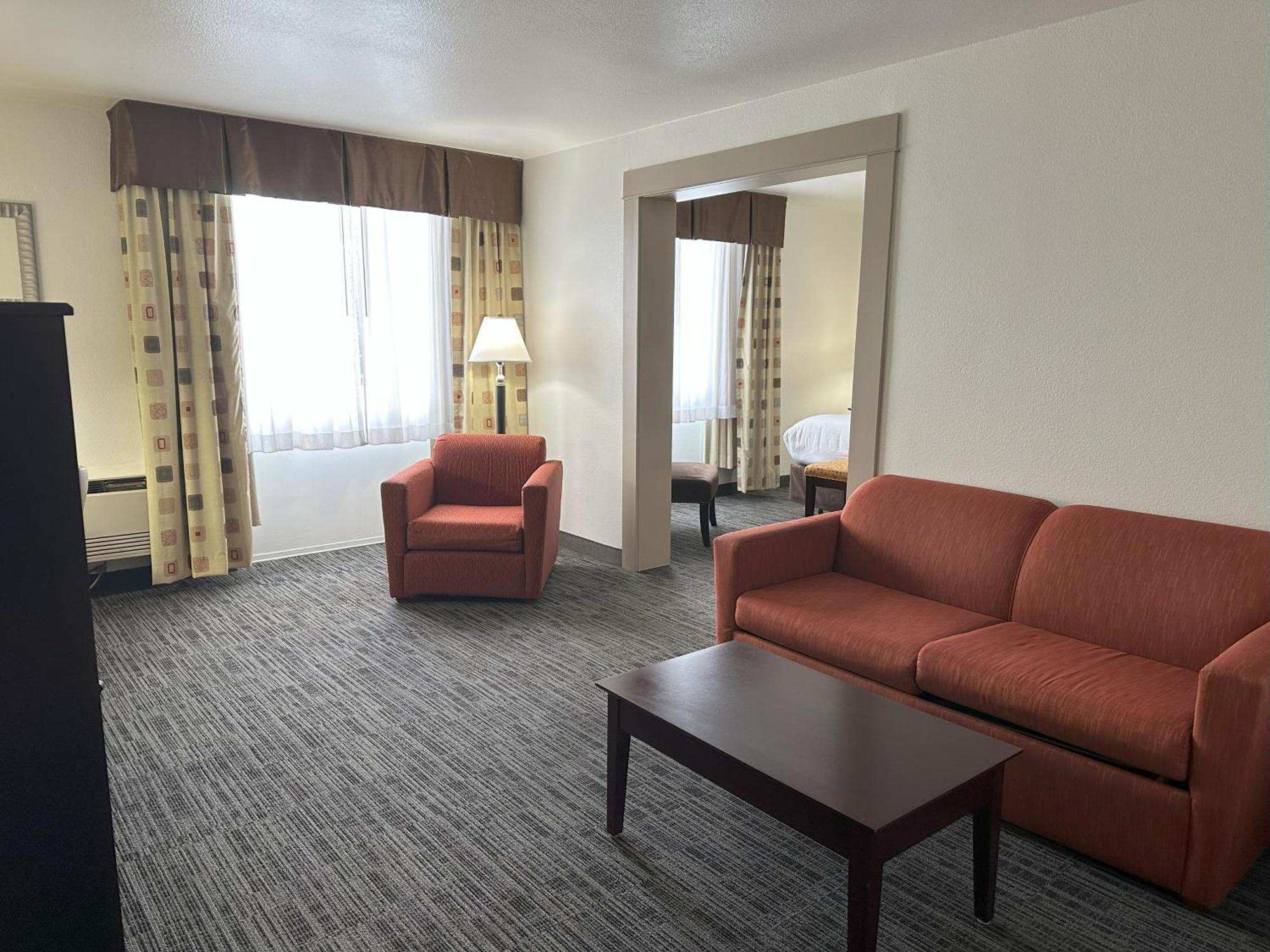 Quality Inn & Suites Евърет Екстериор снимка
